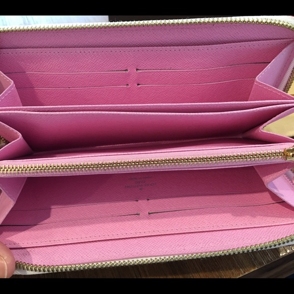 ❌SOLD❌ Louis Vuitton Multicolor Zippy Wallet - Picture 3 of 4