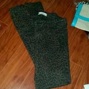 Cheetah print denim legging