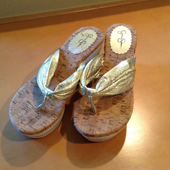 gold wedges