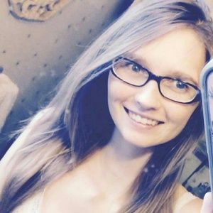 Meet your Posher, Roxanne