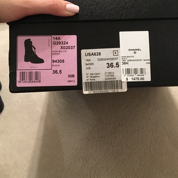 💯% Authentic Chanel Combat Lacs up high boots - Picture 3 of 4