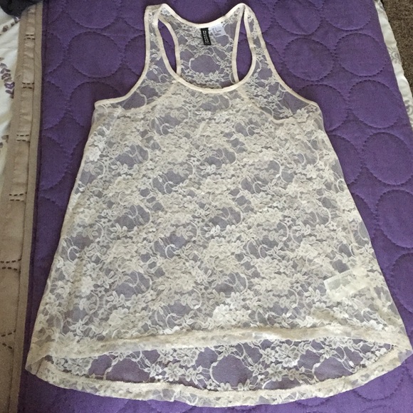 Lace racer back tank good condition