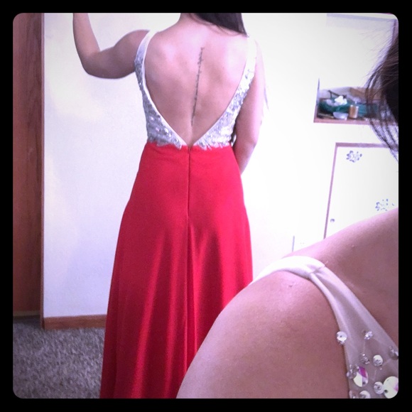 Red Dress - Picture 3 of 6
