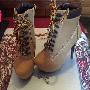 Stylish chunky platform boots