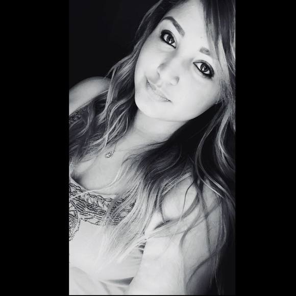 Meet your Posher, Giovanna - Picture 1 of 1