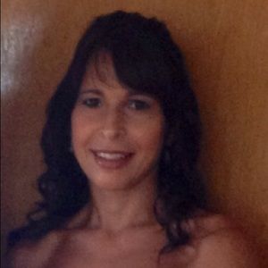 Meet your Posher, Cristina