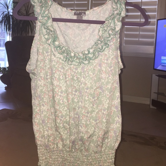 Fringe cute shirt! Tank top