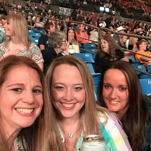 Meet your Posher, Shawna