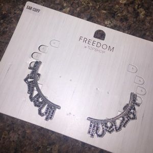 Never worn topshop ear cuff