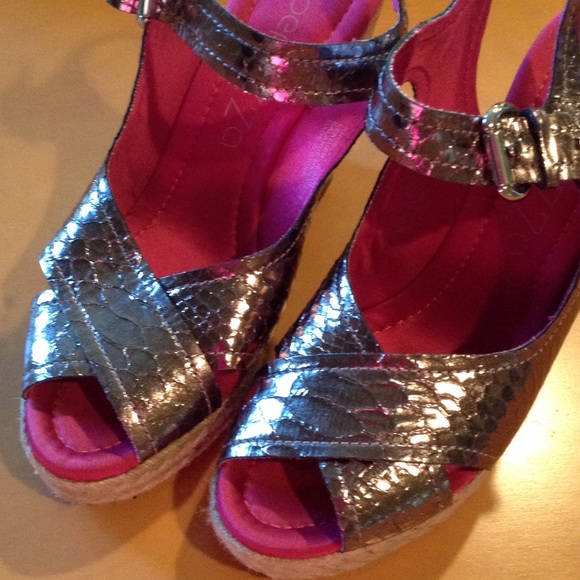 Wedges - Picture 4 of 4