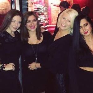 Meet your Posher, Liz