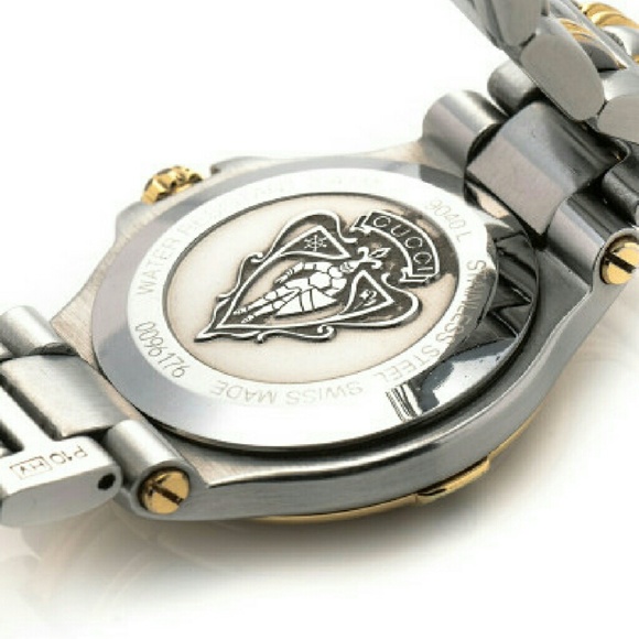 Gucci Quartz Ladies Watch - Picture 2 of 4