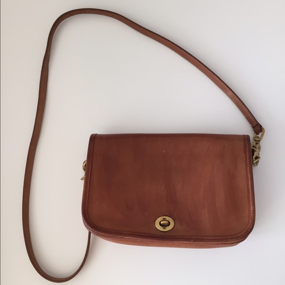 Vintage Coach Leather Crossbody bag - Picture 1 of 3