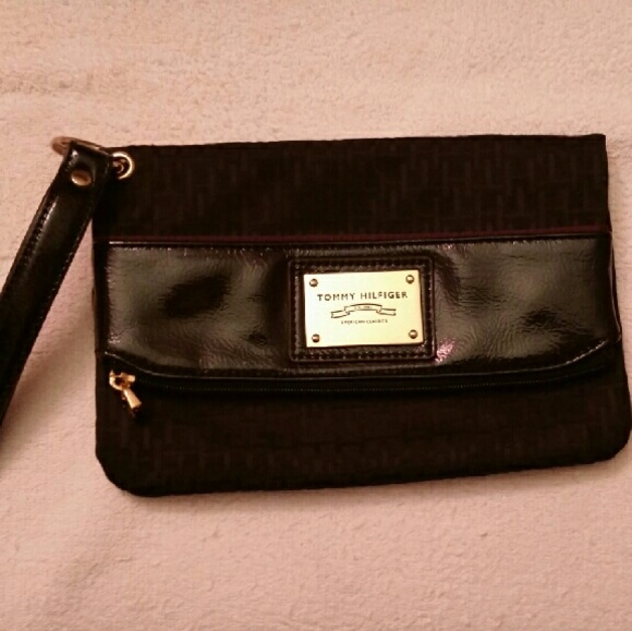 Tommy Hilfiger Clutch - Picture 1 of 4
