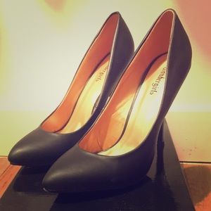 Black Pumps - Size 9