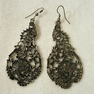 Pewter Web Style Drop Earings