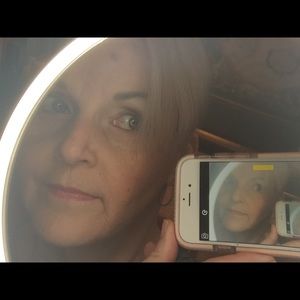 Meet your Posher, Sharon