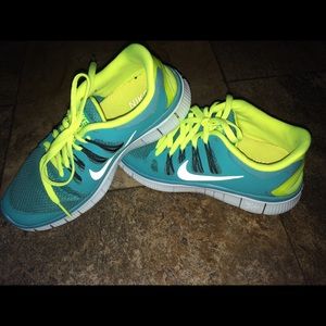 Nike Free Runs 5.0