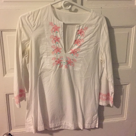 Vineyard Vines embroidered tunic