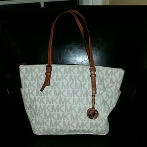 Michael Kors Tote