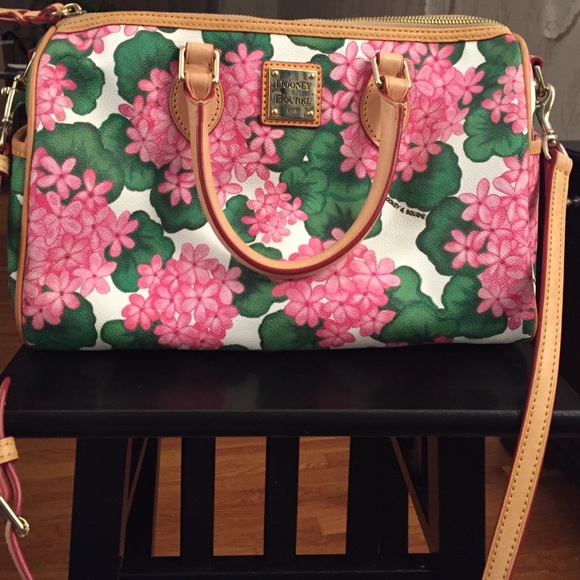 ❌ SOLD ❌ DOONEY AND BOURKE BAG