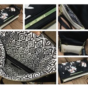 Crossbody Bag by Steve Madden🌸