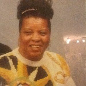 Meet your Posher, Ernestine