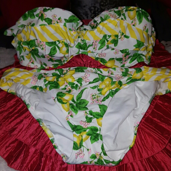 Victoria's Secret bikini