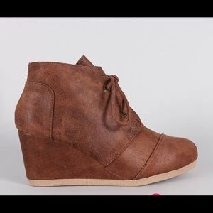 Forever young wedges