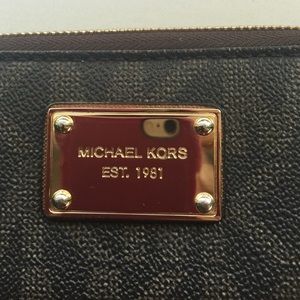 Michael Kors wallet