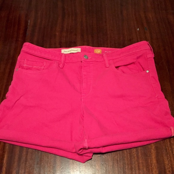 Anthropologie Pilcro & the letterpress pink short