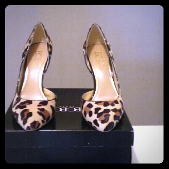 BCBG Pumps
