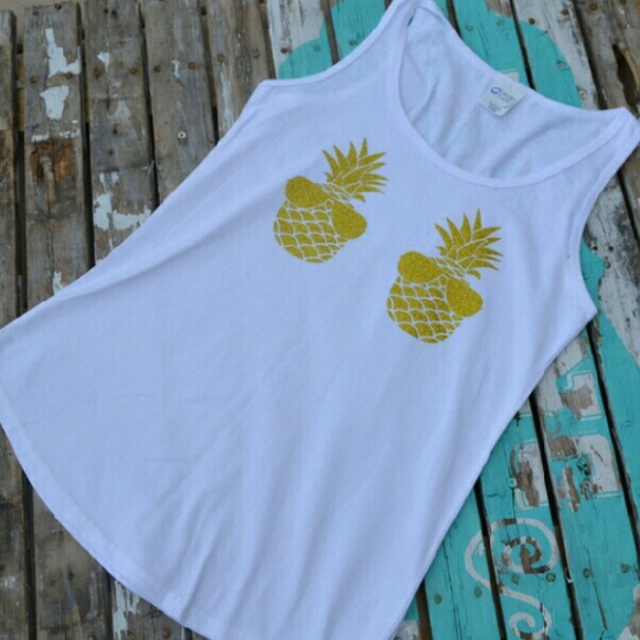 Twang Boutique Tops - << Pineapple Sunglasses Summer Tank >>