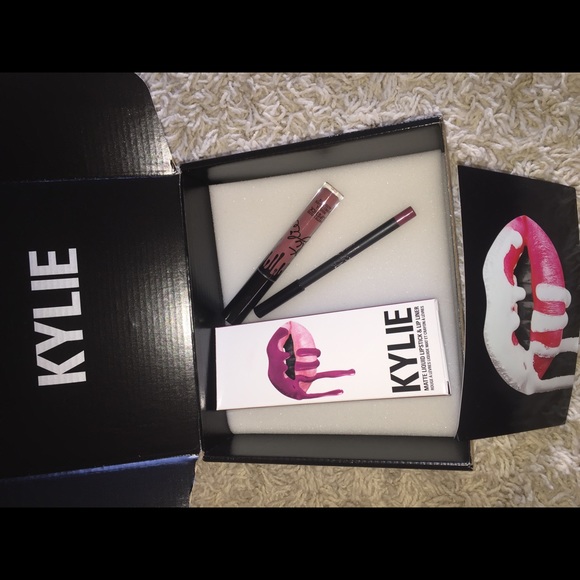 SOLD - Picture 3 of 4