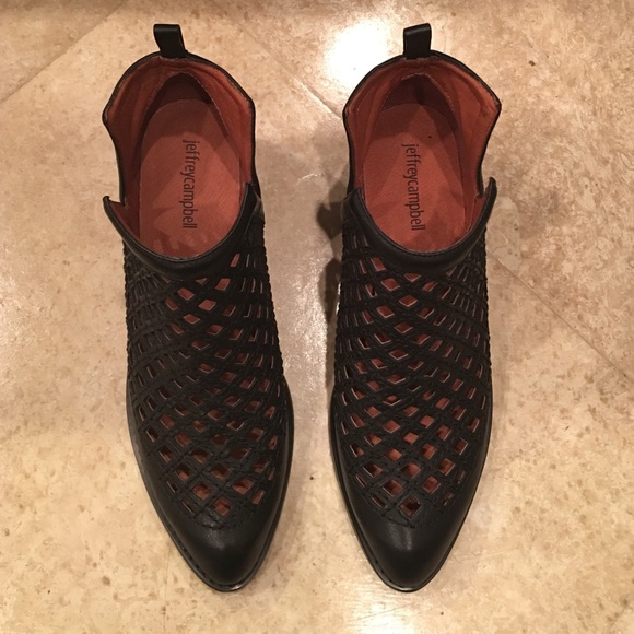 🚫SOLD🚫 Jeffrey Campbell TAGGART booties! - Picture 2 of 4