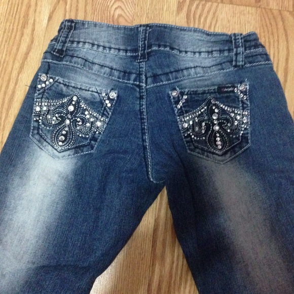 Country jean capris - Picture 2 of 2