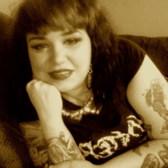 Meet your Posher, Kelly - Picture 1 of 1