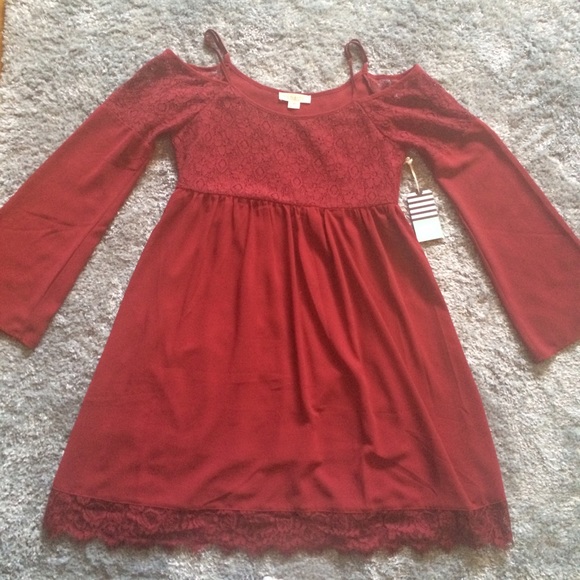 Double Zero Dress (Burgundy)
