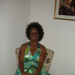 Meet your Posher, Juanita