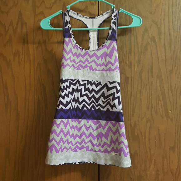 Nike workout tank