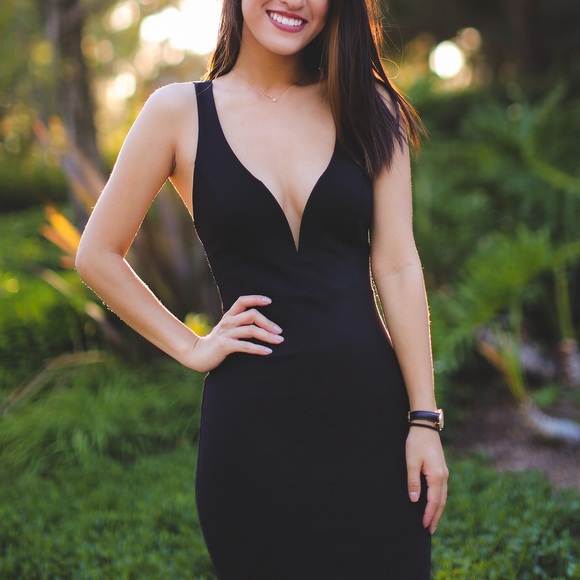 Lulu's Black Midi Dress