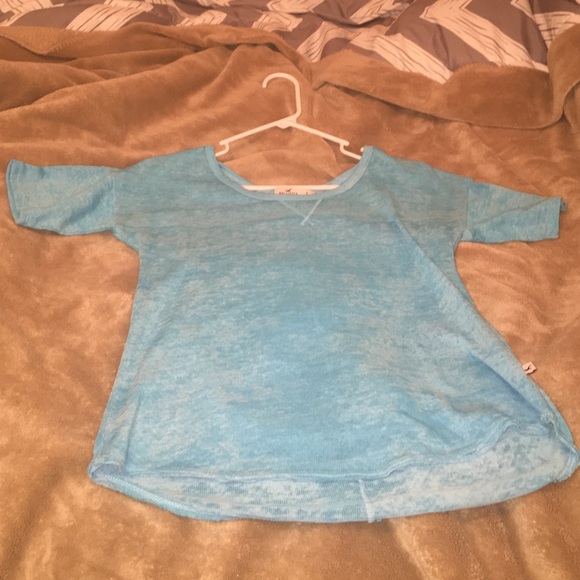 Hollister distressed light blue 1/4 sleeve shirt