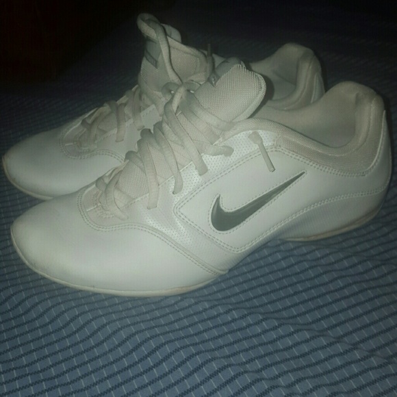 Cheerleading Nike