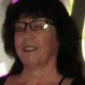 Meet your Posher, Mona