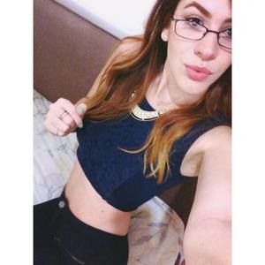 Meet your Posher, Estefania