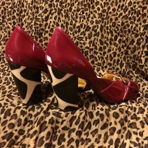 Naughty Monkey funky red heels sz 8.5