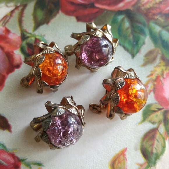 Vintage Jewelry - 4 tiny crackle glass vintage pins brooch