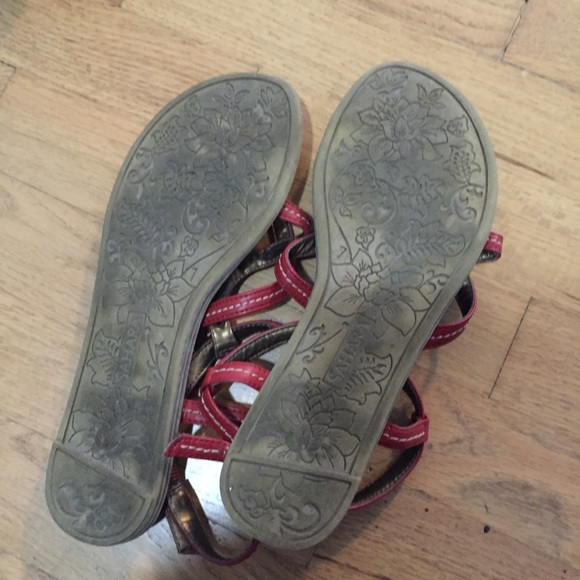 Sandals - Picture 2 of 2