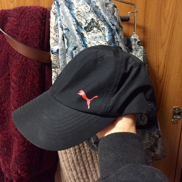 Black puma hat