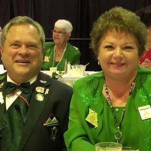 Meet your Posher, Debi